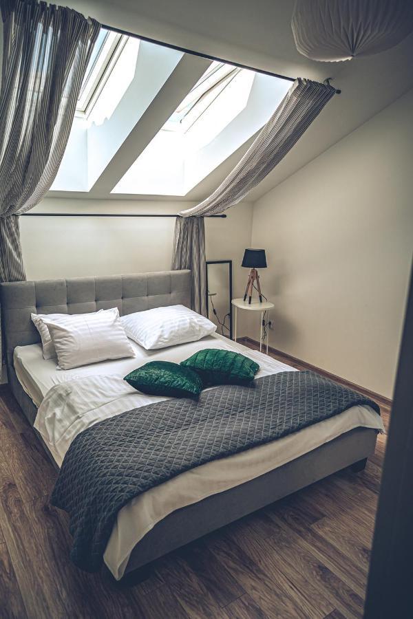 THE LOFT - Garncarska 1 Bed & Breakfast Piotrkow Trybunalski Bagian luar foto